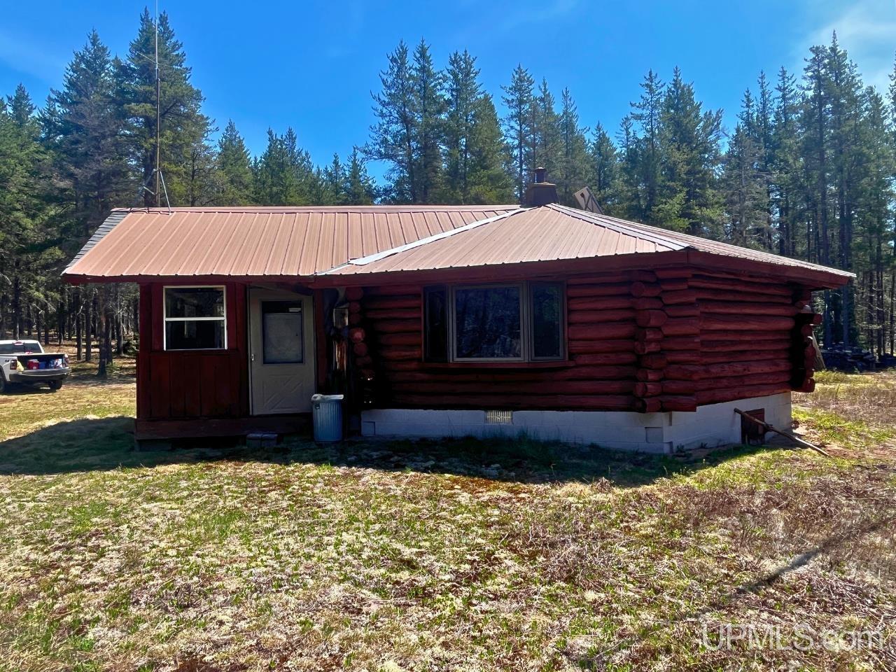 67 County Gga Road Ishpeming, MI 49849 - Photo 3 of 38