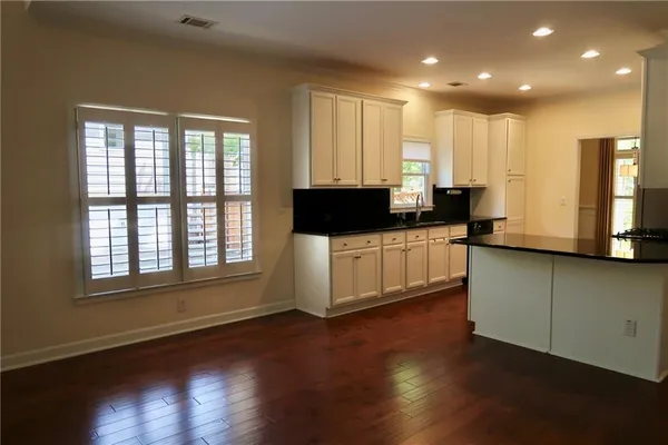 $3,000 | 515 Village Arbor Park Northwest, Suwanee, GA 30024