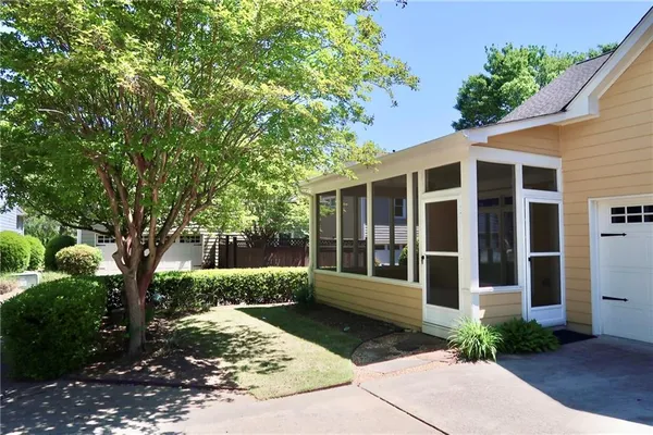 $3,000 | 515 Village Arbor Park Northwest, Suwanee, GA 30024