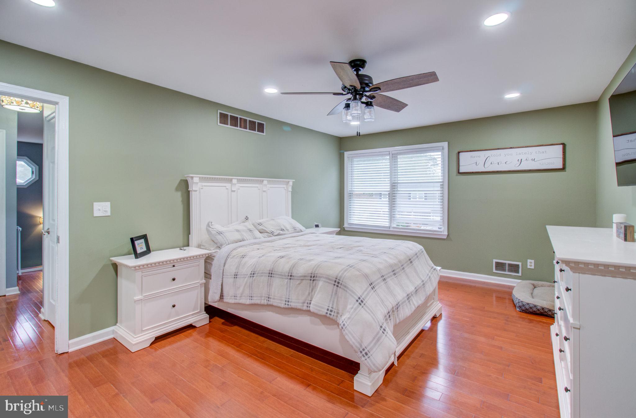 89 Whitehall Road Hamilton, NJ 08690 - Photo 25 of 41
