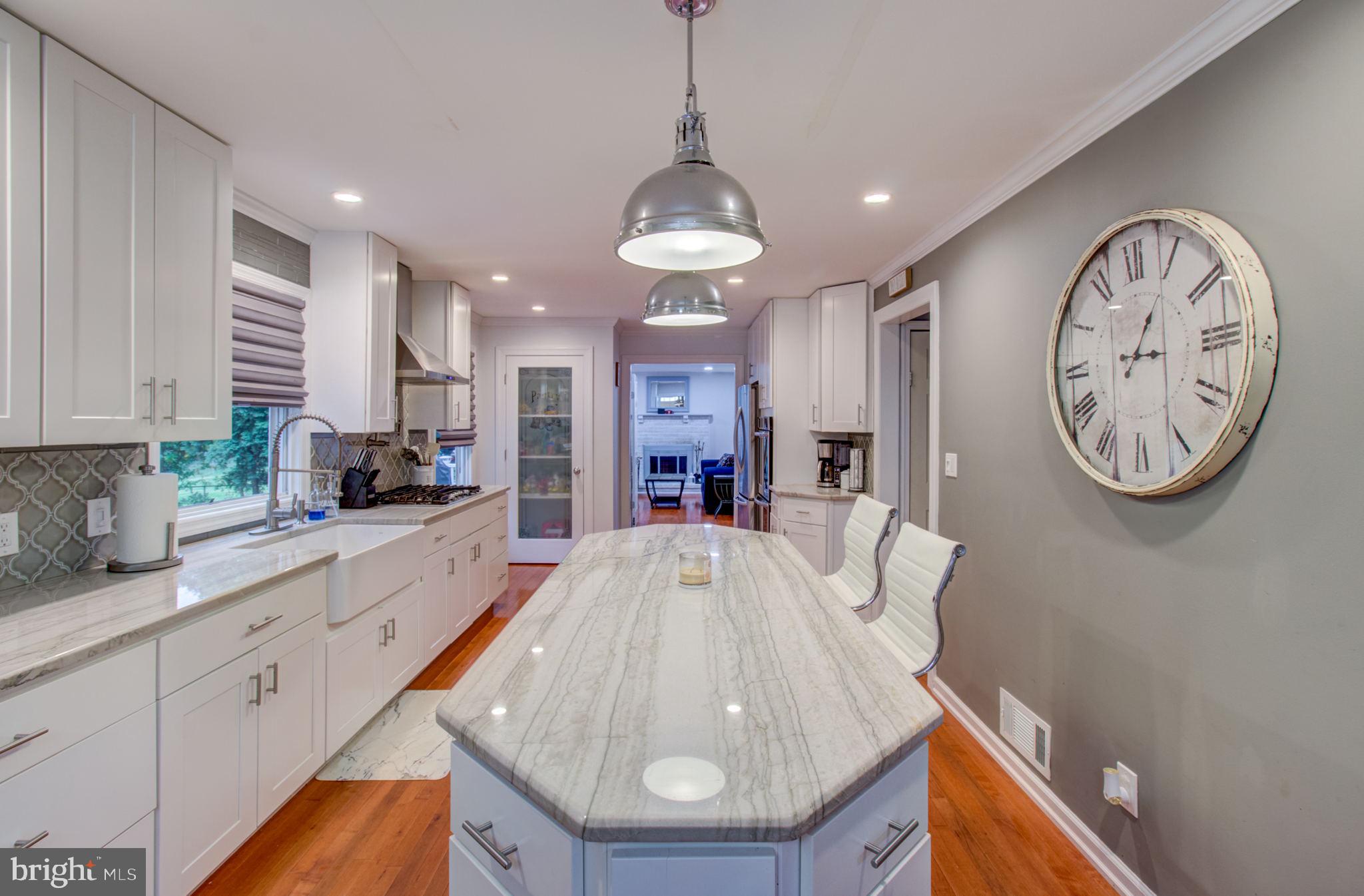 89 Whitehall Road Hamilton, NJ 08690 - Photo 9 of 41
