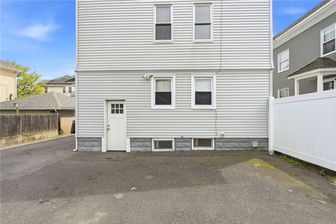 50 Primrose Street Pawtucket, RI 02860 - Photo 34 of 36