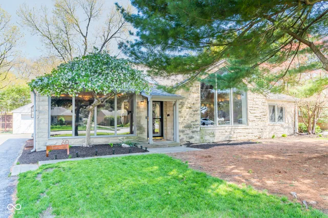 $450,000 | 60 Kessler Blvd E Drive, Indianapolis, IN 46220