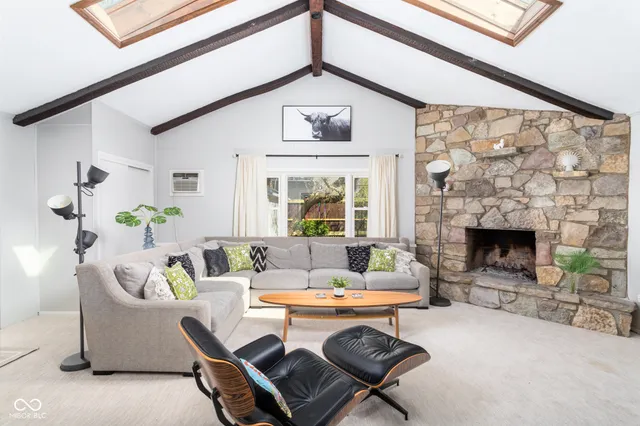 $450,000 | 60 Kessler Blvd E Drive, Indianapolis, IN 46220