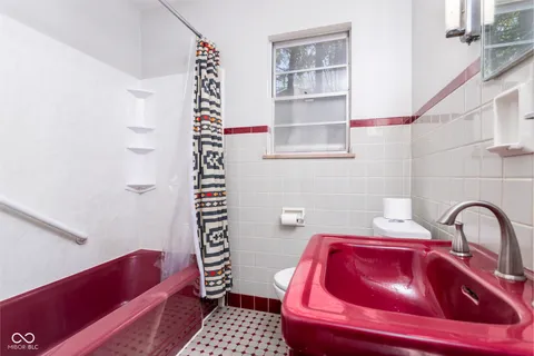 $450,000 | 60 Kessler Blvd E Drive, Indianapolis, IN 46220