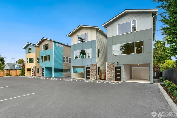 $649,950 | 12105 East Gibson Road, Everett, WA 98204