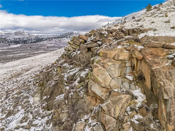 $30,000 | 95273 Spring Drive, Chilcoot, CA 96105