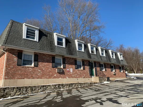 $1,300 | Undisclosed Address, Waterbury, CT 06704