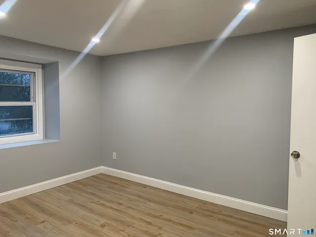 $1,400 | Undisclosed Address, Waterbury, CT 06704