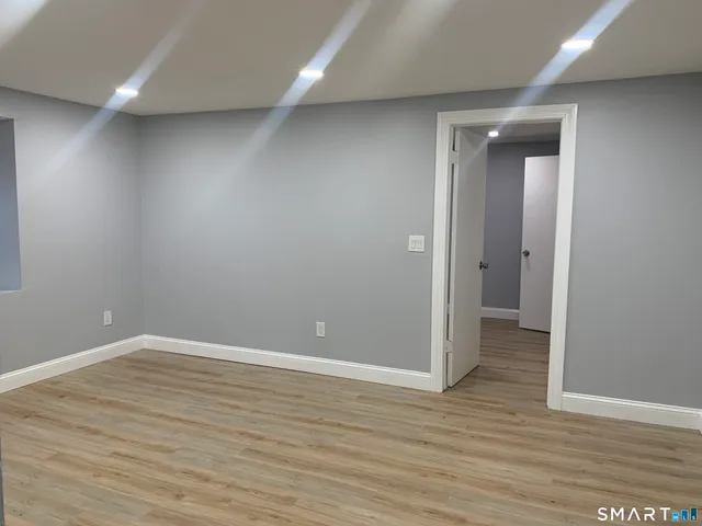 $1,400 | Undisclosed Address, Waterbury, CT 06704