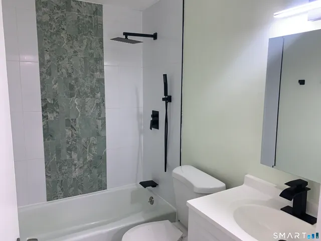 $1,400 | Undisclosed Address, Waterbury, CT 06704