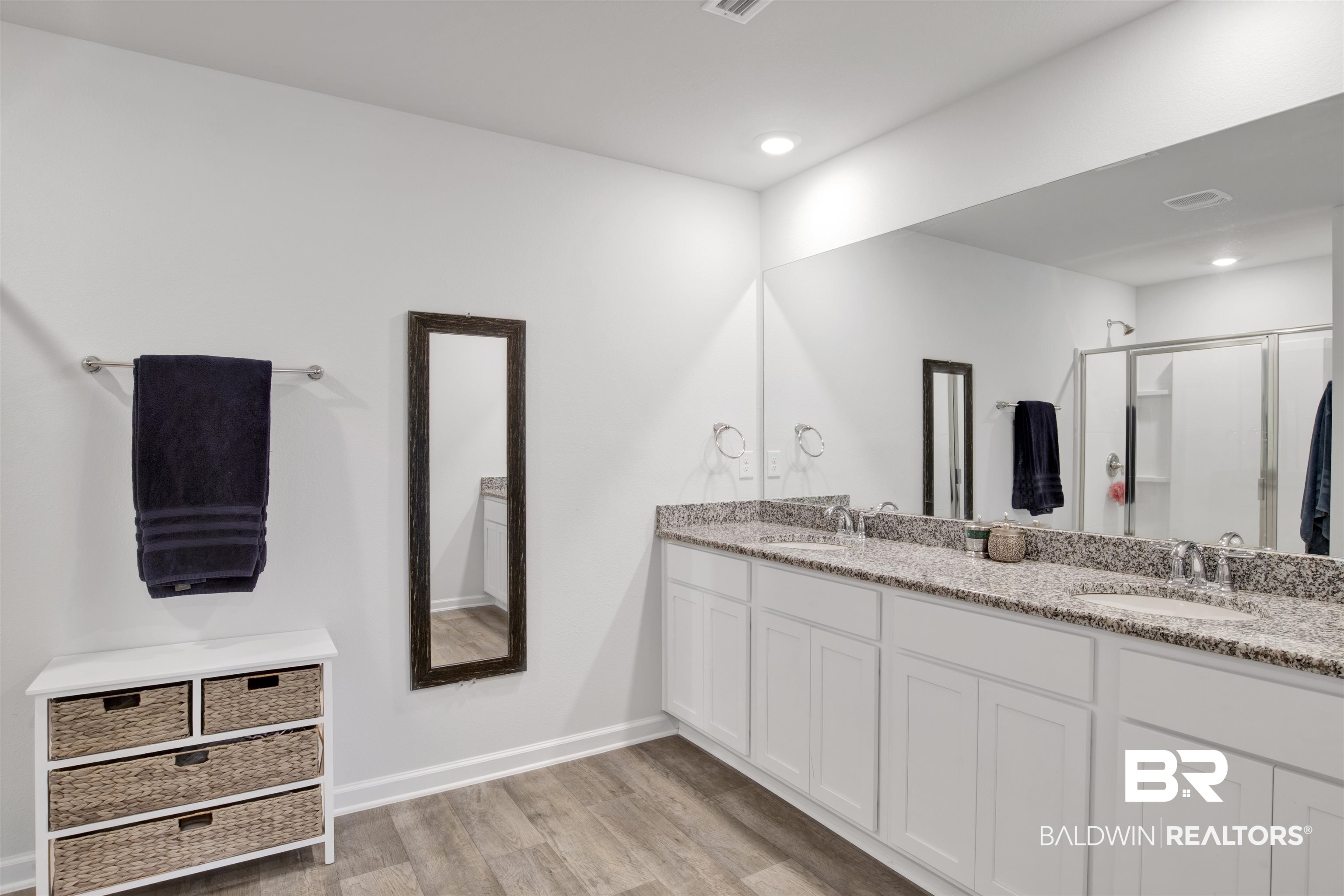 23632 Unbridled Loop Daphne, AL 36526 - Photo 16 of 28 Primary Bath