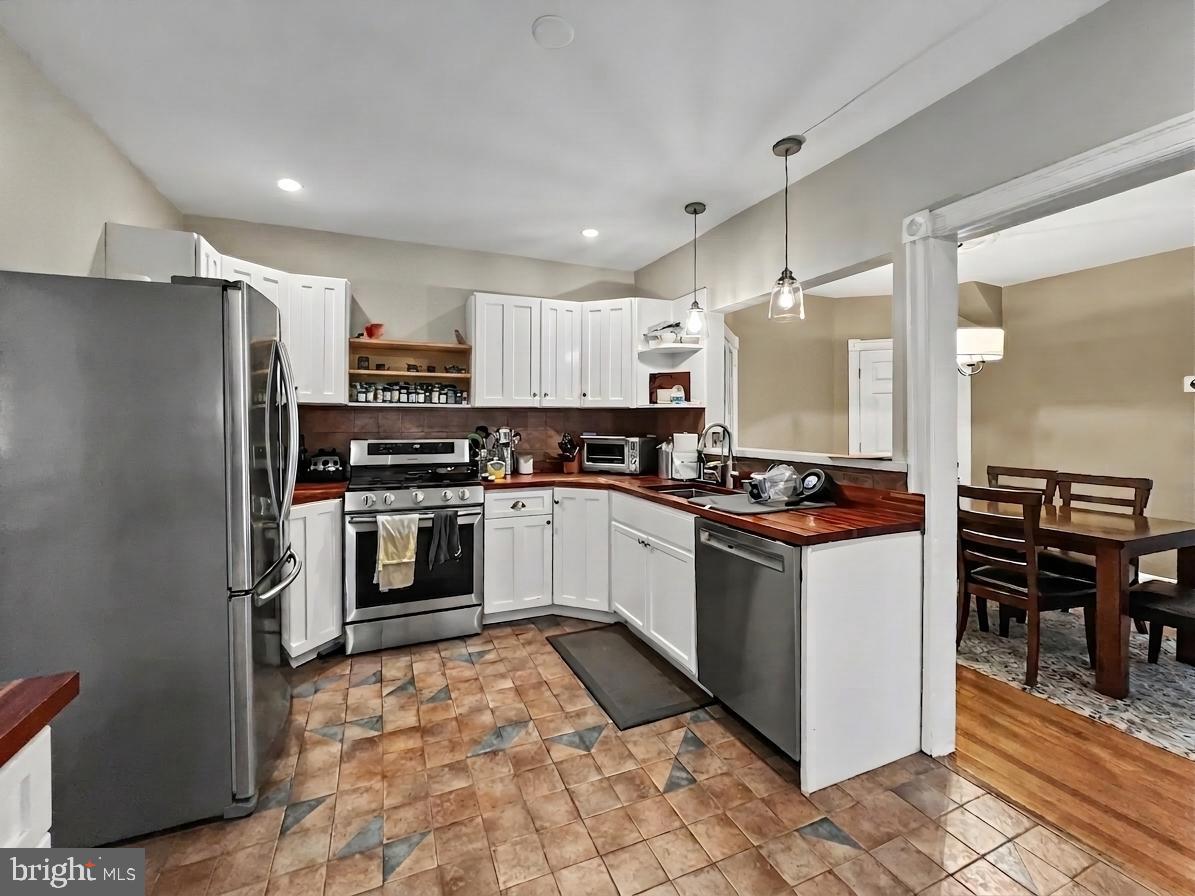 1039 Rees Avenue Bryn Mawr, PA 19010 - Photo 2 of 46