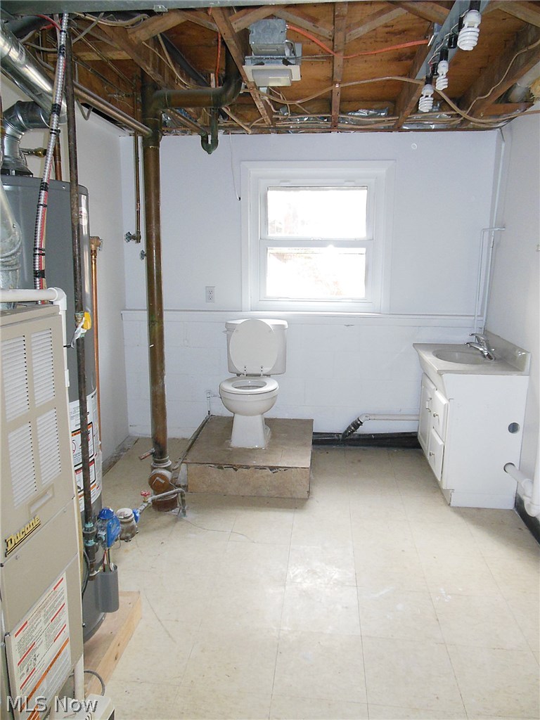 1694 Falkirk Road Madison, OH 44057 - Photo 16 of 23 Utility Rm