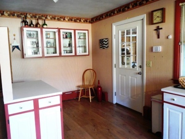 74 Anderson Road Ware, MA 01082 - Photo 12 of 29