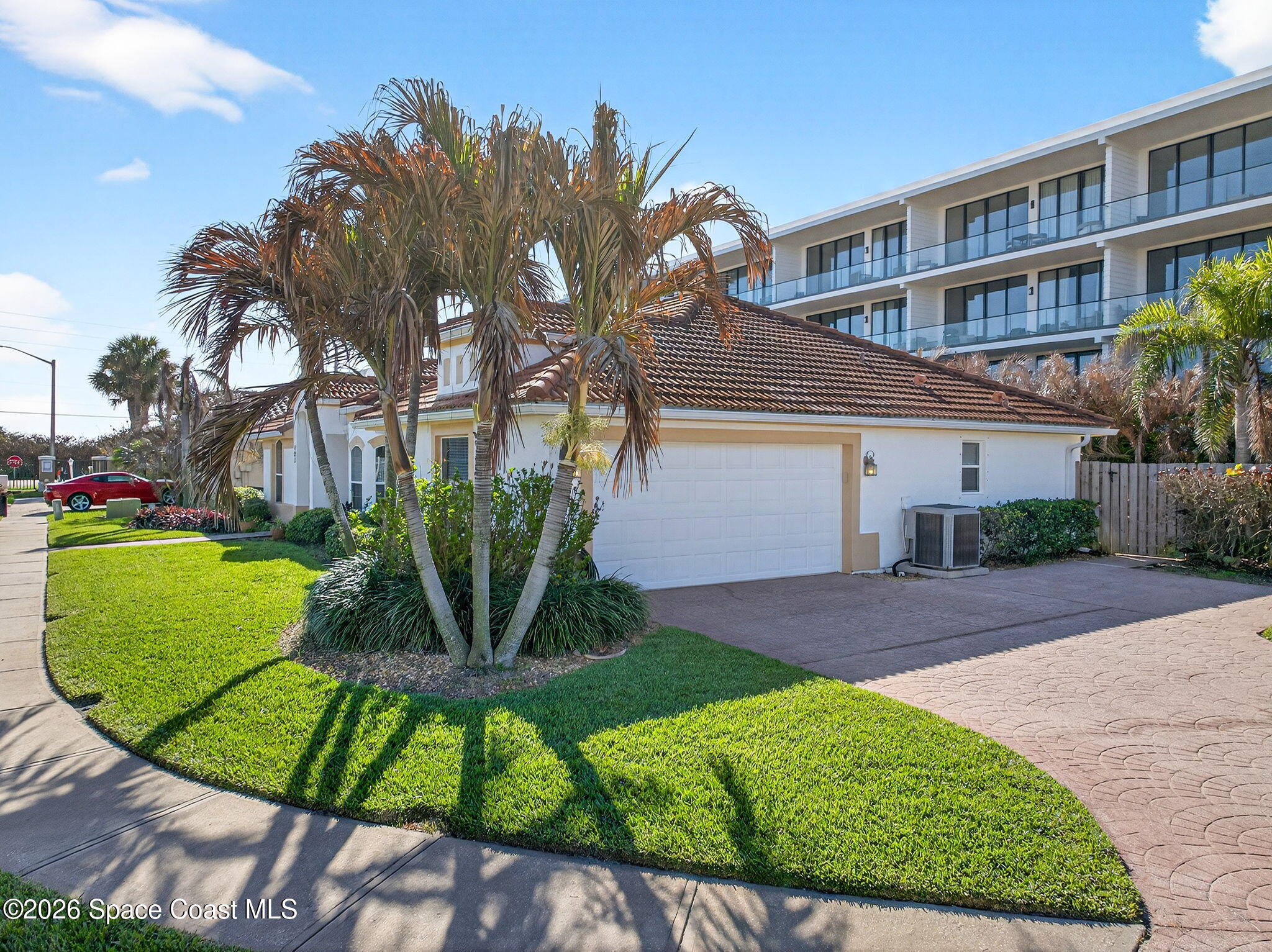 121 Ocean Ridge Drive Melbourne Beach, FL 32951 - Photo 5 of 41 a view of a backyard of a house