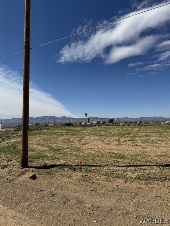 3341 Bacobi Road Golden Valley, AZ 86413 - Photo 17 of 19 a view of an ocean