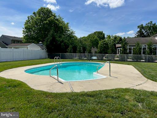 200 Casperson Street Gibbstown, NJ 08027 - Photo 62 of 64 a view of a swimming pool with a yard