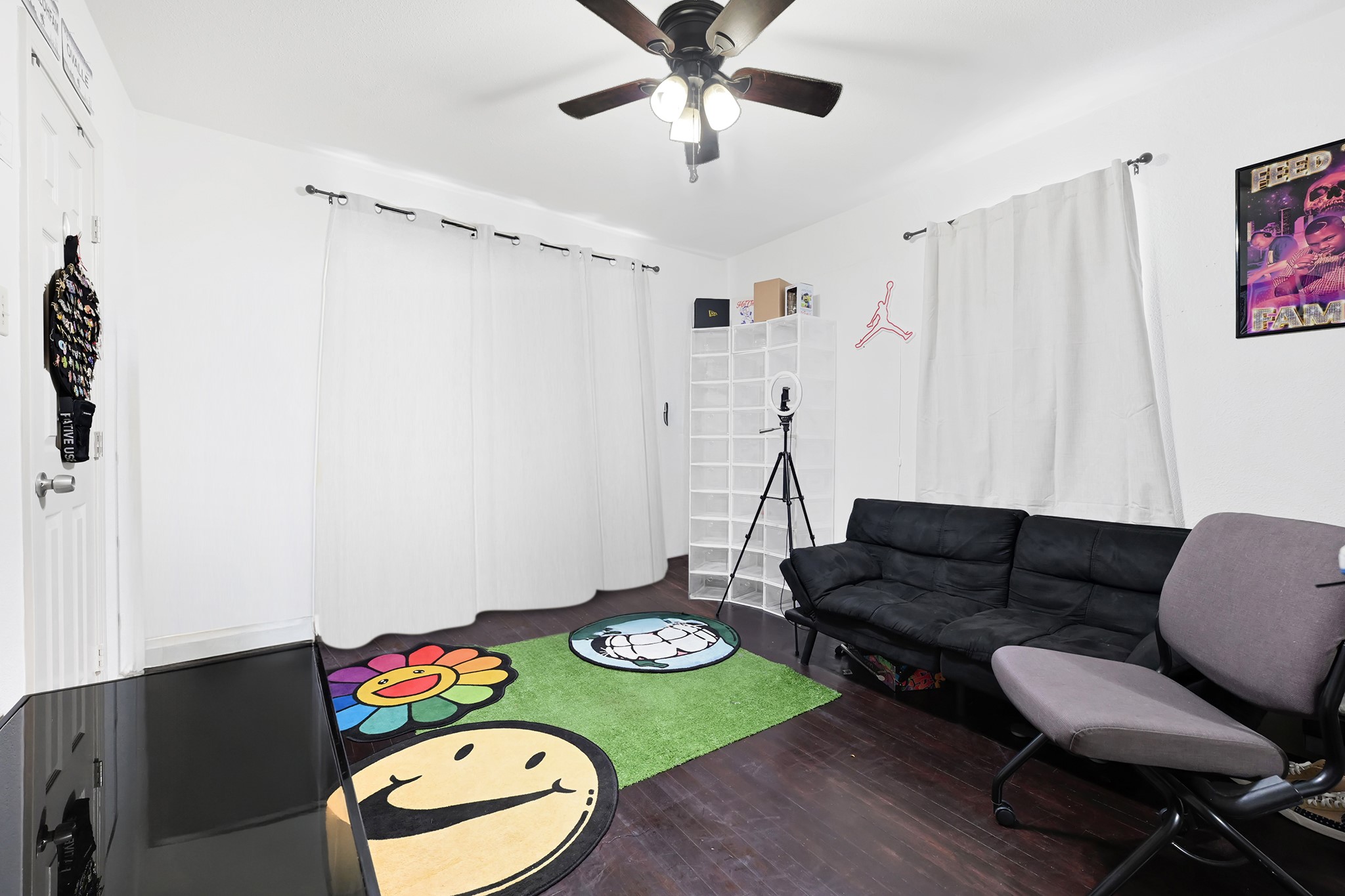 207 Wafer Street Pasadena, TX 77506 - Photo 15 of 26 a living room with furniture and a wooden floor