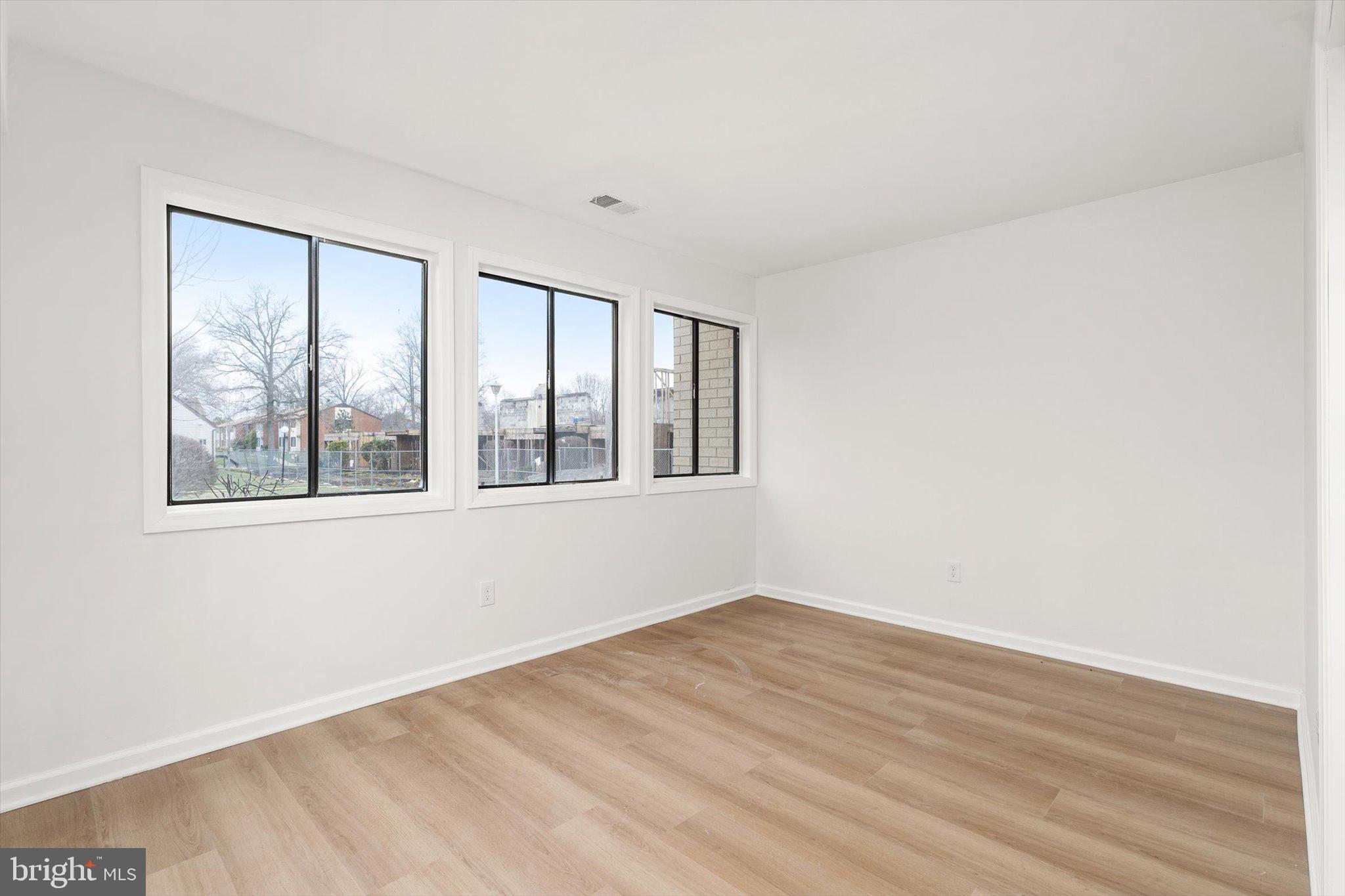 1 Avon East Windsor, NJ 08520 - Photo 10 of 22