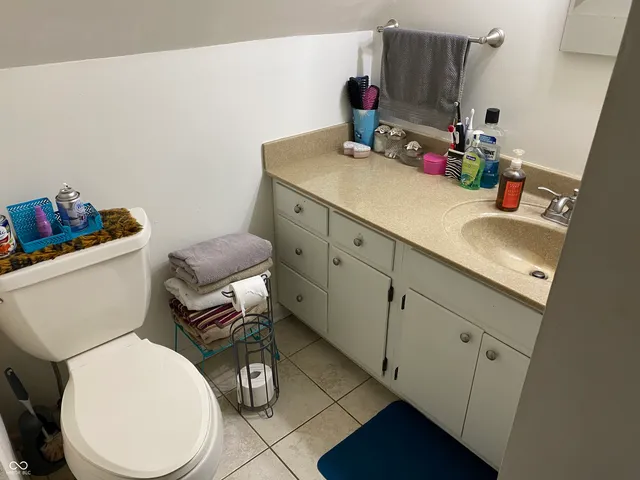 $185,000 | 101 West Locust Street, Shelbyville, IN 46176