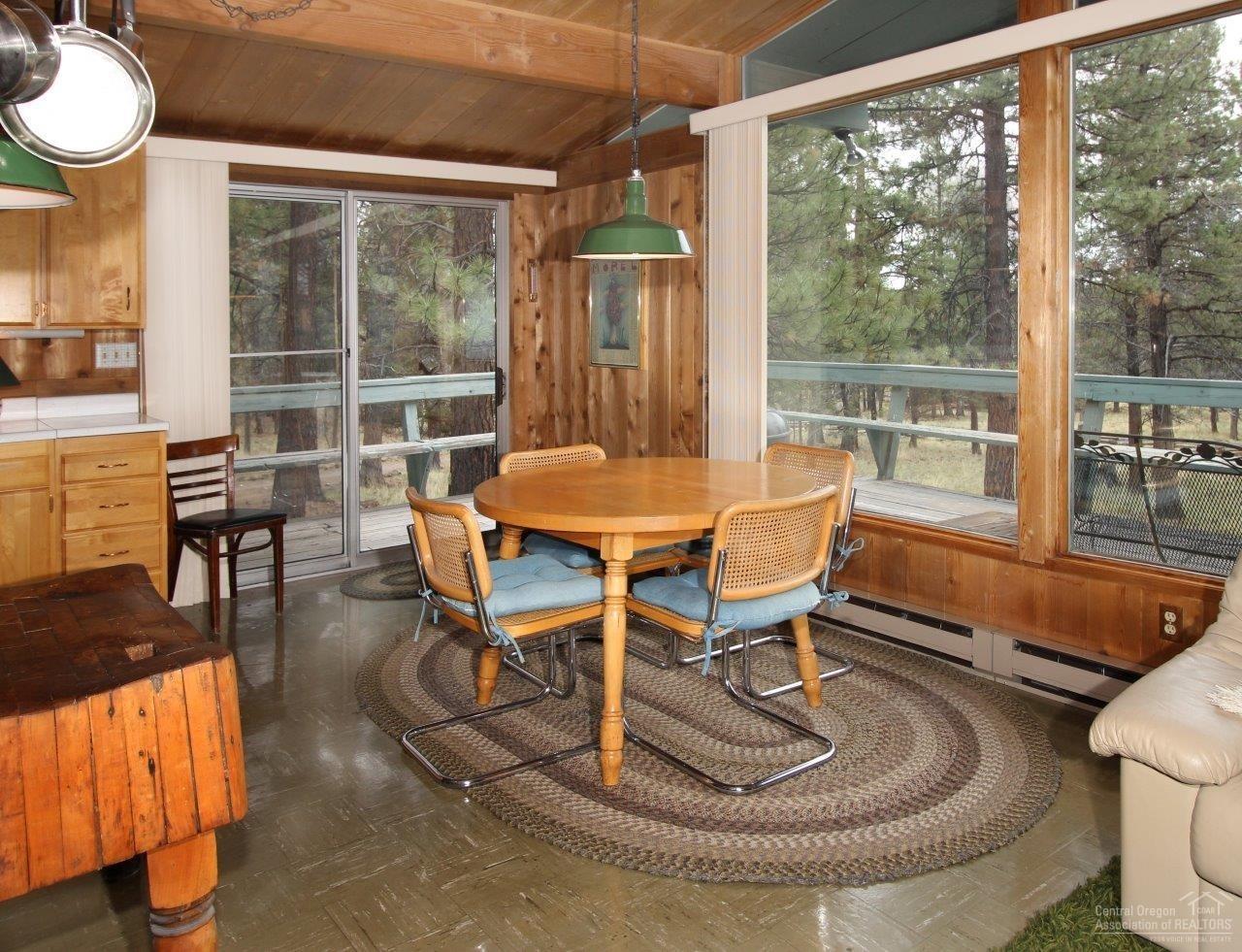 16102 Old Juniper Road Sisters, OR 97759 - Photo 8 of 20 Eat in kitchen with sliding glass door.