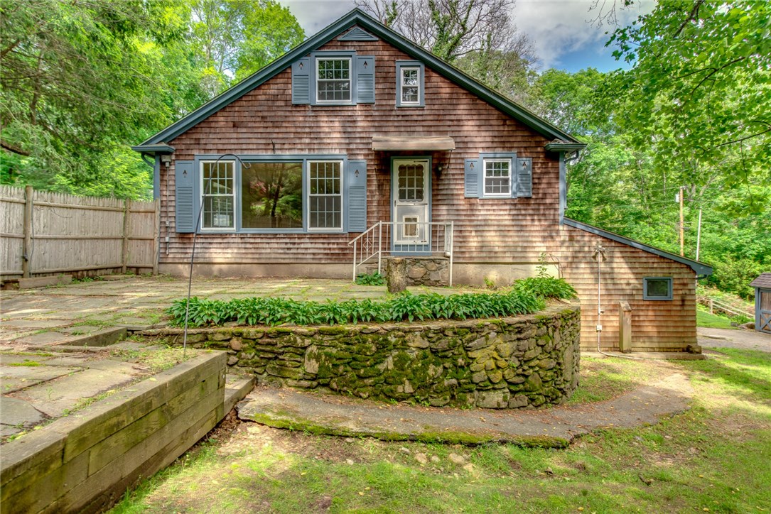 31 Hamilton Hill Road Glocester, RI 02814 - Photo 36 of 40