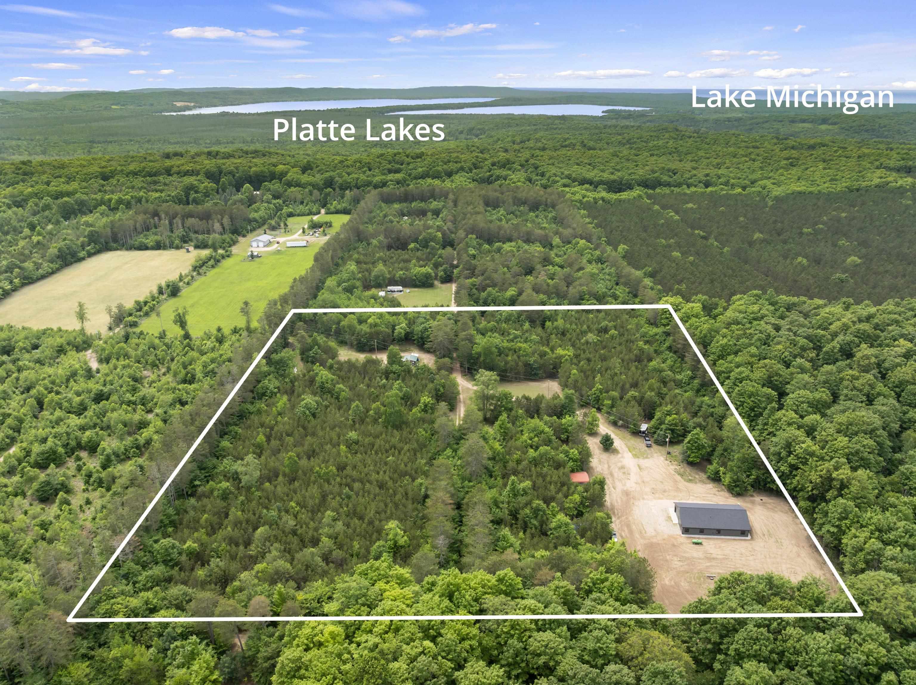 4459 Ely Road Honor, MI 49640 - Photo 27 of 35 1947533-20b31c80-b41e-447f-b618-de2cc7ef7c92.JPG