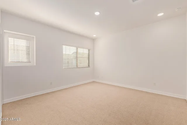 $2,000 | 2820 West White Feather Lane, Phoenix, AZ 85085