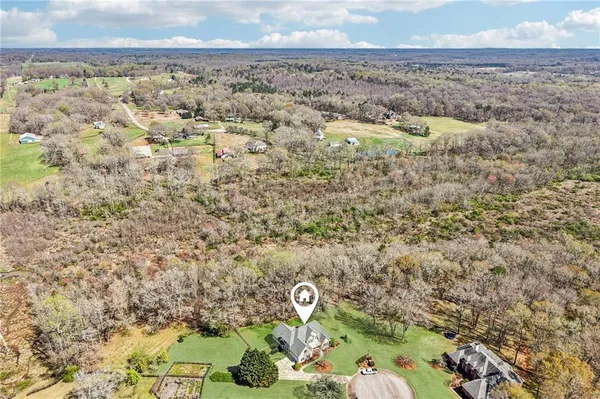 $879,000 | 183 Sunrise Drive, Hoschton, GA 30548