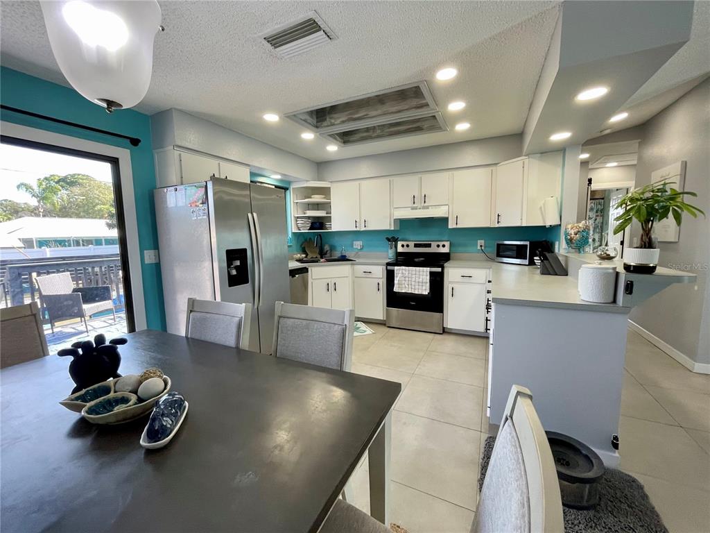 3327 Pine Tree Drive Edgewater, FL 32141 - Photo 13 of 46