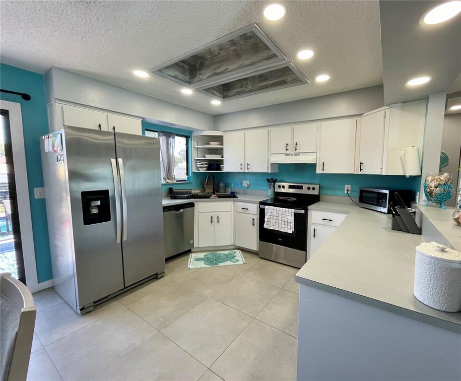 3327 Pine Tree Drive Edgewater, FL 32141 - Photo 10 of 46