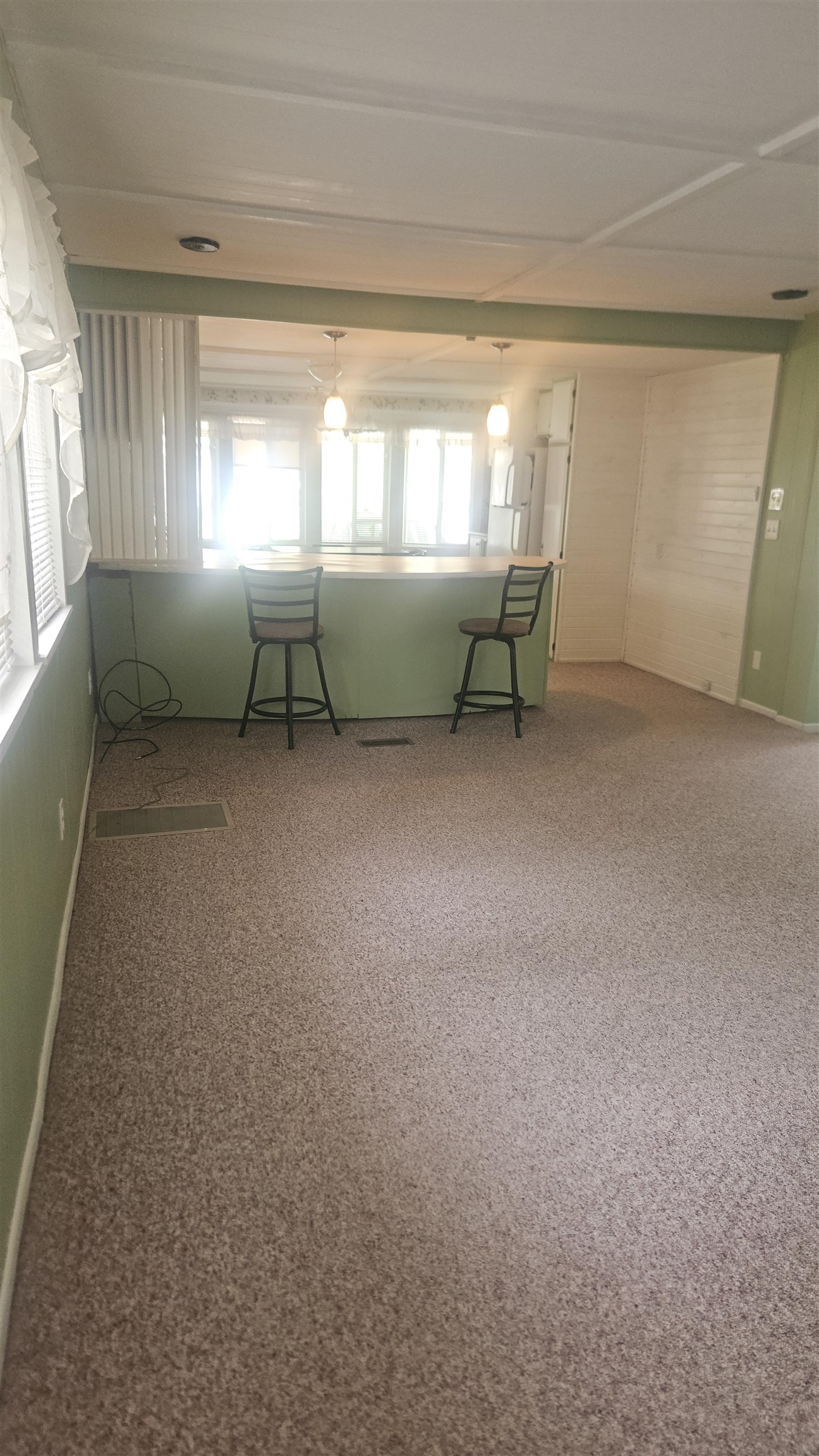 1284 Channel Way Gladwin, MI 48624 - Photo 19 of 25 1947499-49fb9a56-d1b7-4644-8c69-c6140b31d69e.JPG
