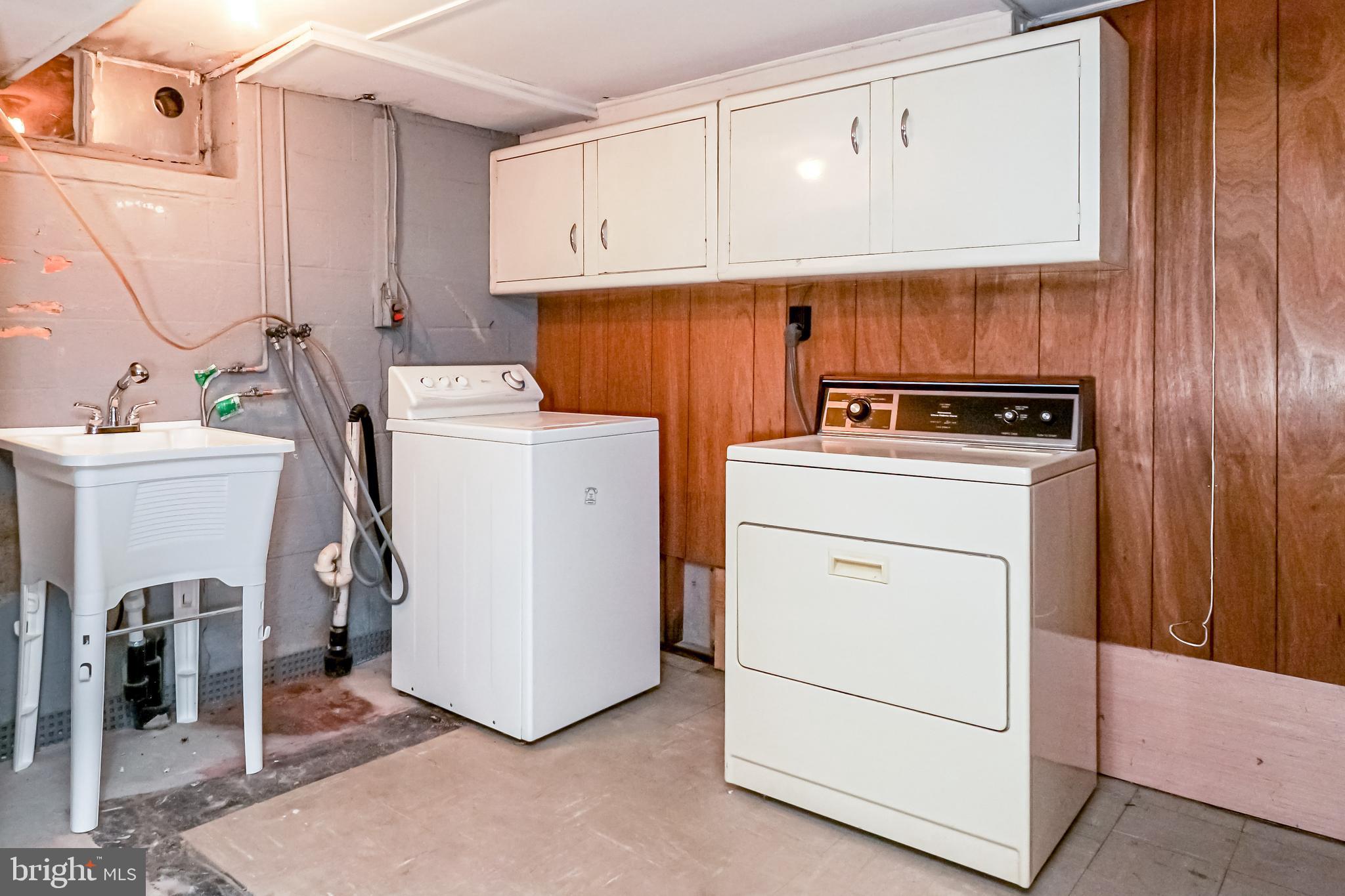 202 Welwyn Road Wilmington, DE 19803 - Photo 24 of 30 Basement Laundry