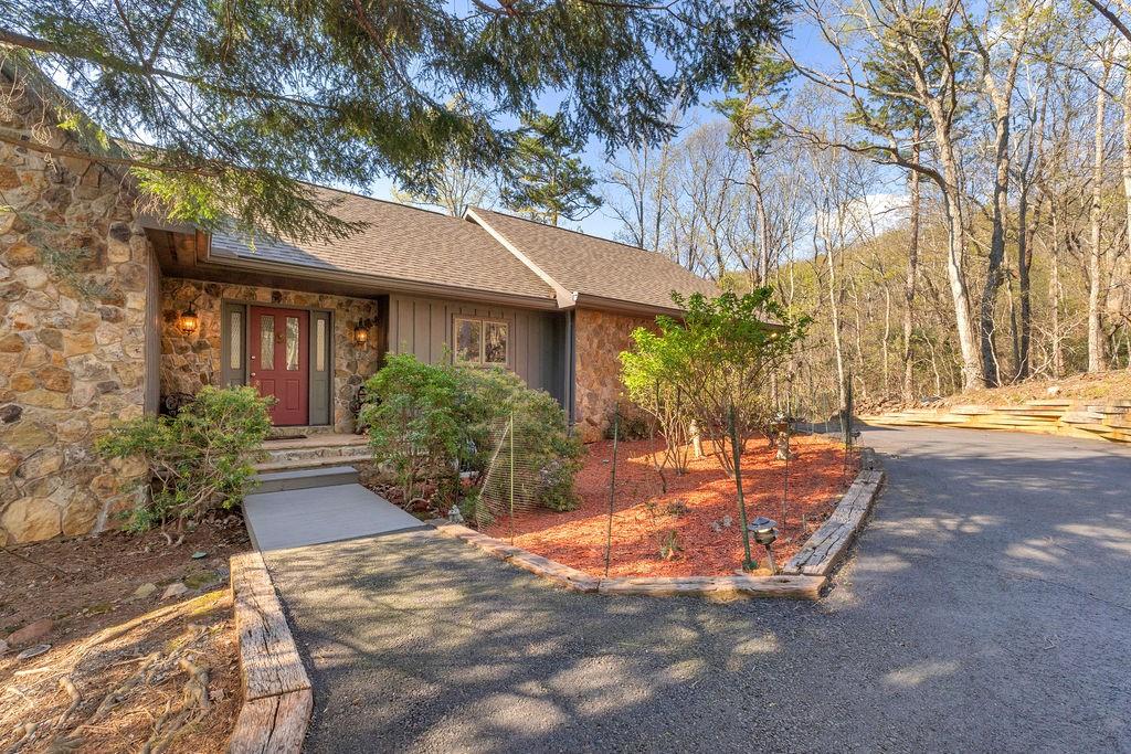 188 Tea Berry Lane Jasper, GA 30143 - Photo 3 of 93