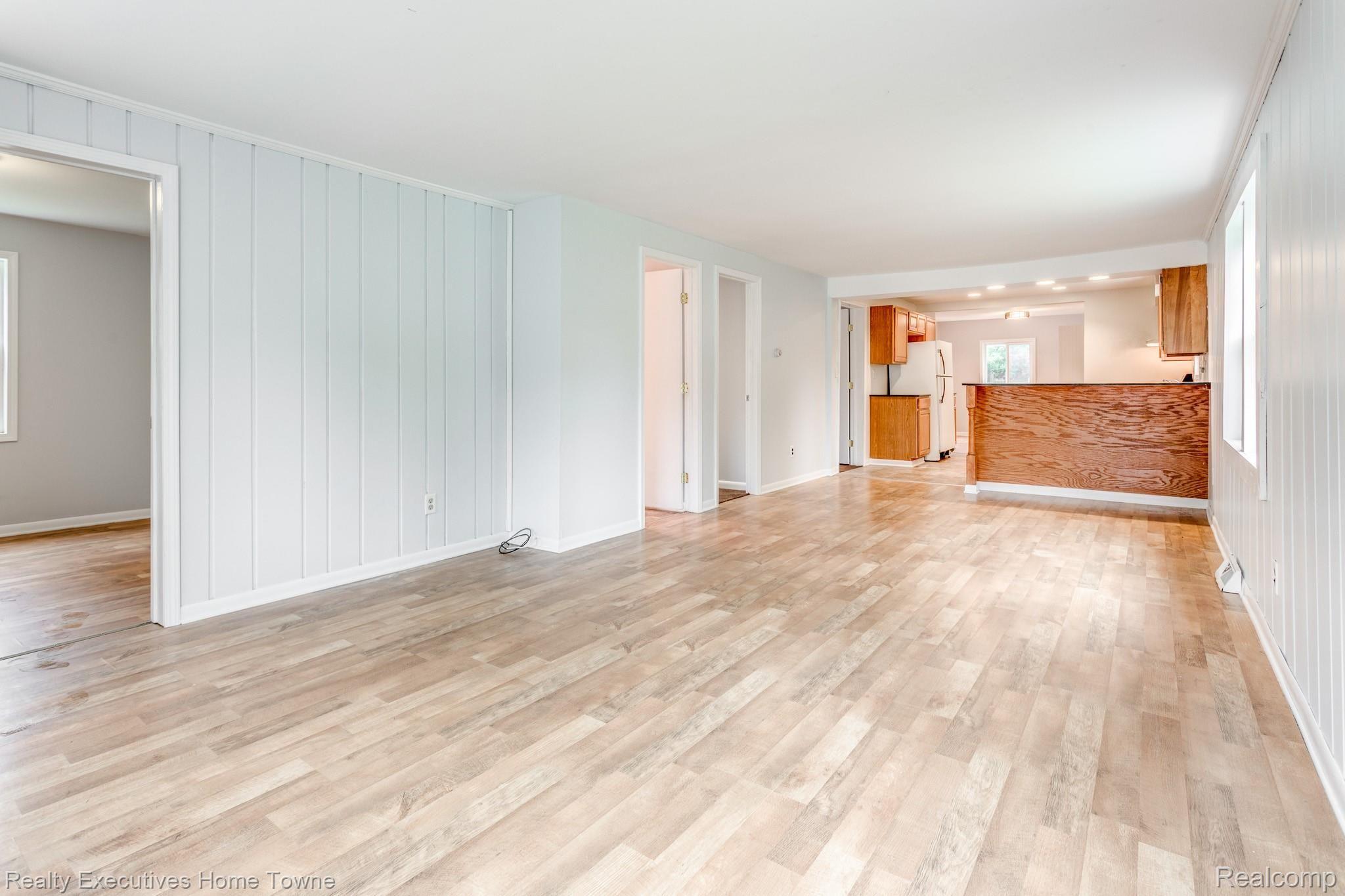 1803 Maple Road Smiths Creek, MI 48074 - Photo 6 of 32 1803 Maple Rd (26 of 37).jpg