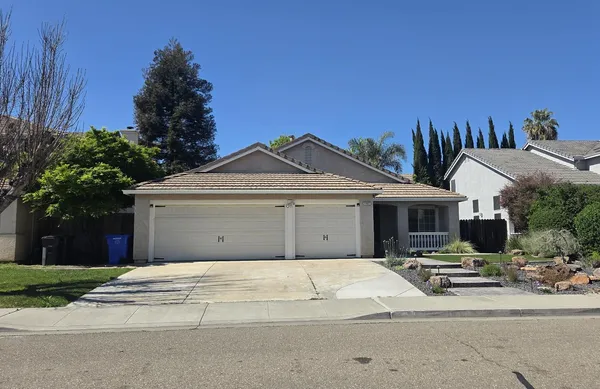 $2,800 | 1461 Velasquez Lane, Tracy, CA 95377