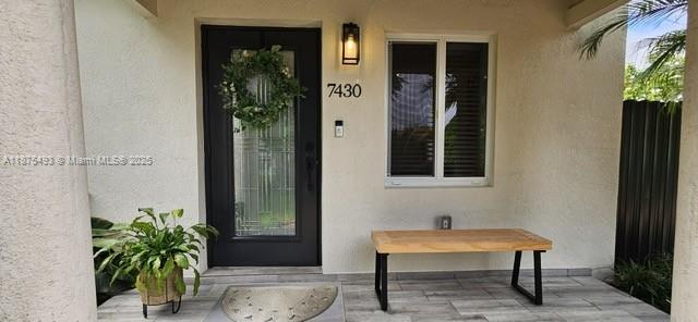 7430 Southwest 34th Street Miami, FL 33155 - Photo 3 of 18 Gallery Image 3