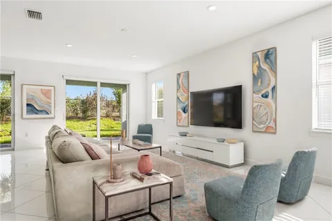 $669,000 | 1161 Haven Circle, Vero Beach, FL 32960