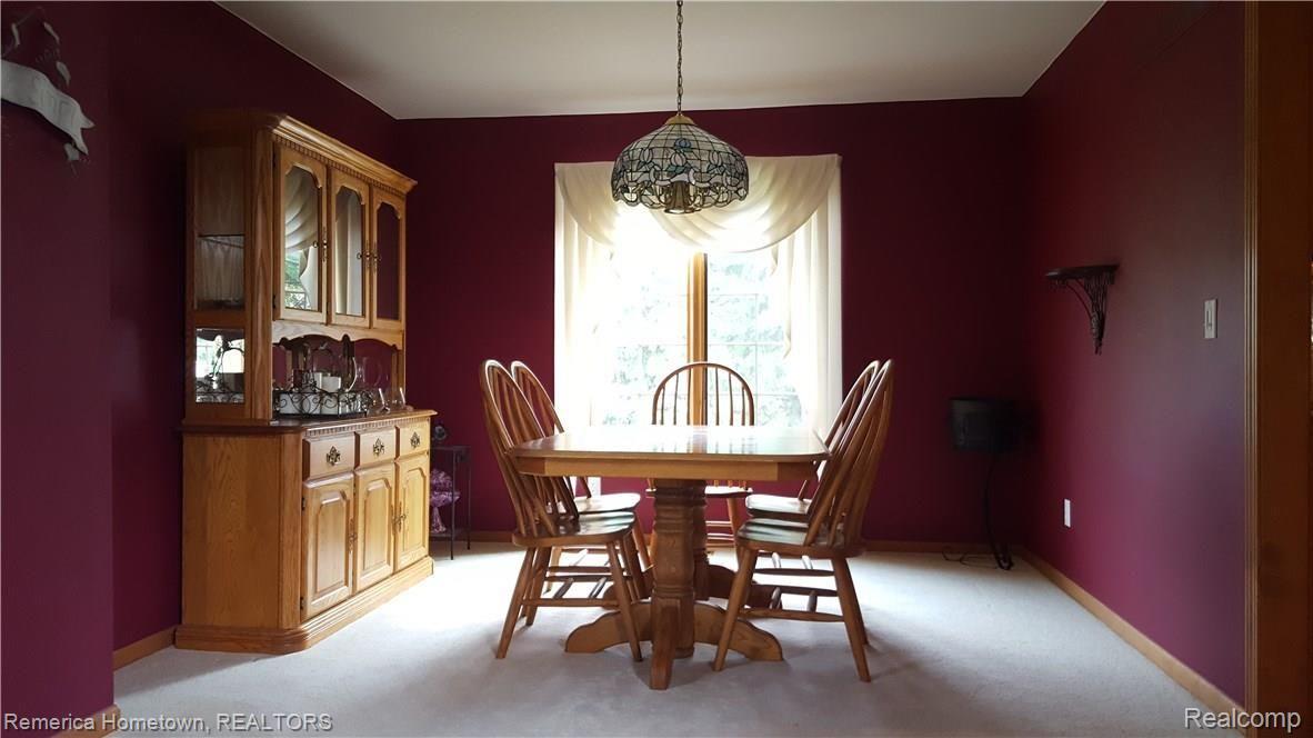 45146 Glengarry Road Canton, MI 48188 - Photo 13 of 36 45146 Glengarrywww.PilotRealtor.com
