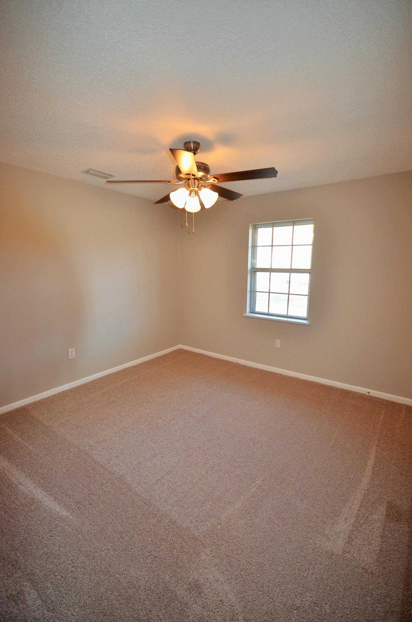 1209 Valley Road Crestview, FL 32539 - Photo 10 of 17 Gallery Image 10