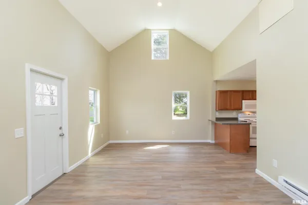 $119,900 | 9720 West Knox Street, Edwards, IL 61528