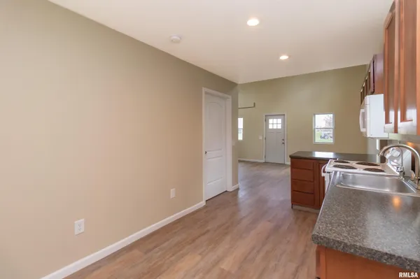$119,900 | 9720 West Knox Street, Edwards, IL 61528