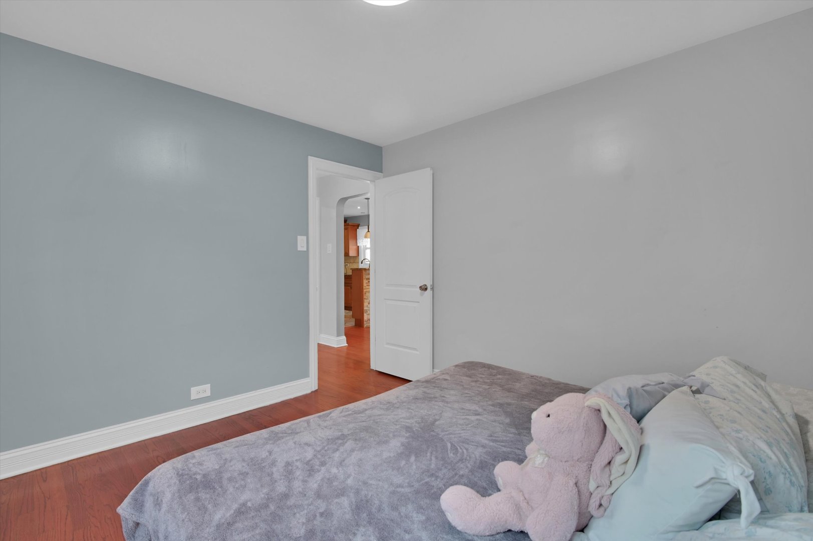 3631 West 69th Street Chicago, IL 60629 - Photo 14 of 36