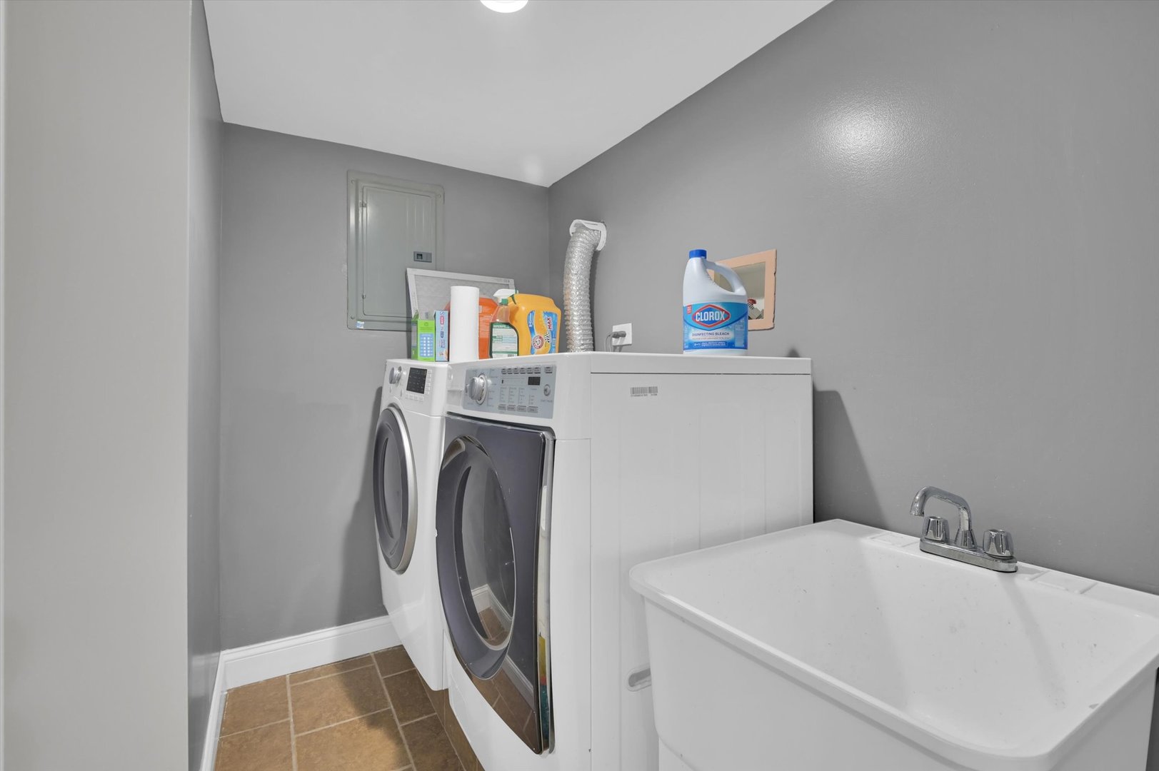 3631 West 69th Street Chicago, IL 60629 - Photo 33 of 36