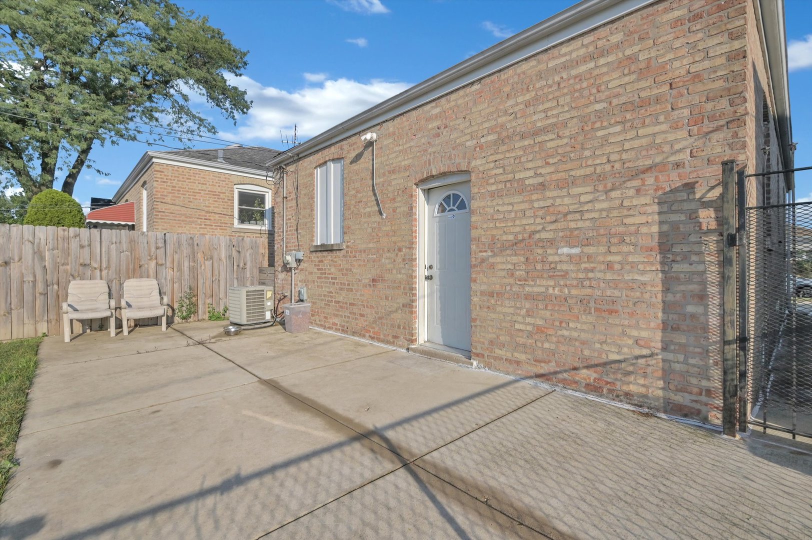 3631 West 69th Street Chicago, IL 60629 - Photo 34 of 36