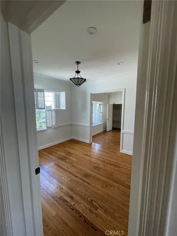 a view of utility room