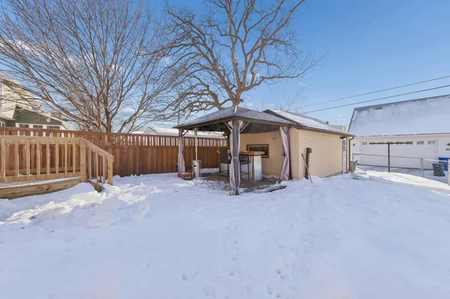 $510,000 | 1306 Eleanor Avenue, St. Paul, MN 55116