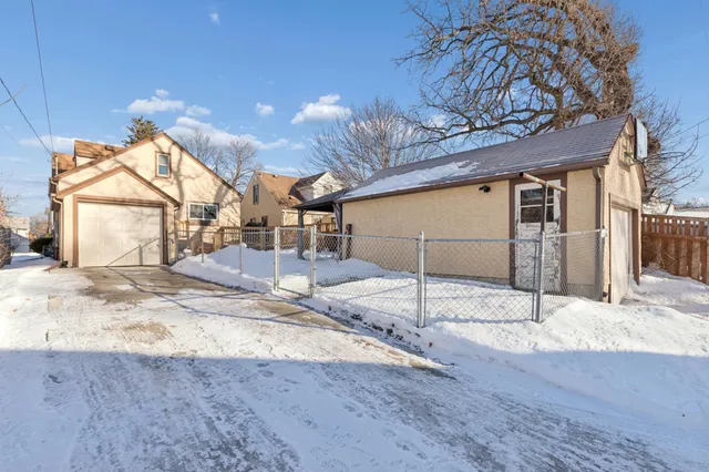 $510,000 | 1306 Eleanor Avenue, St. Paul, MN 55116