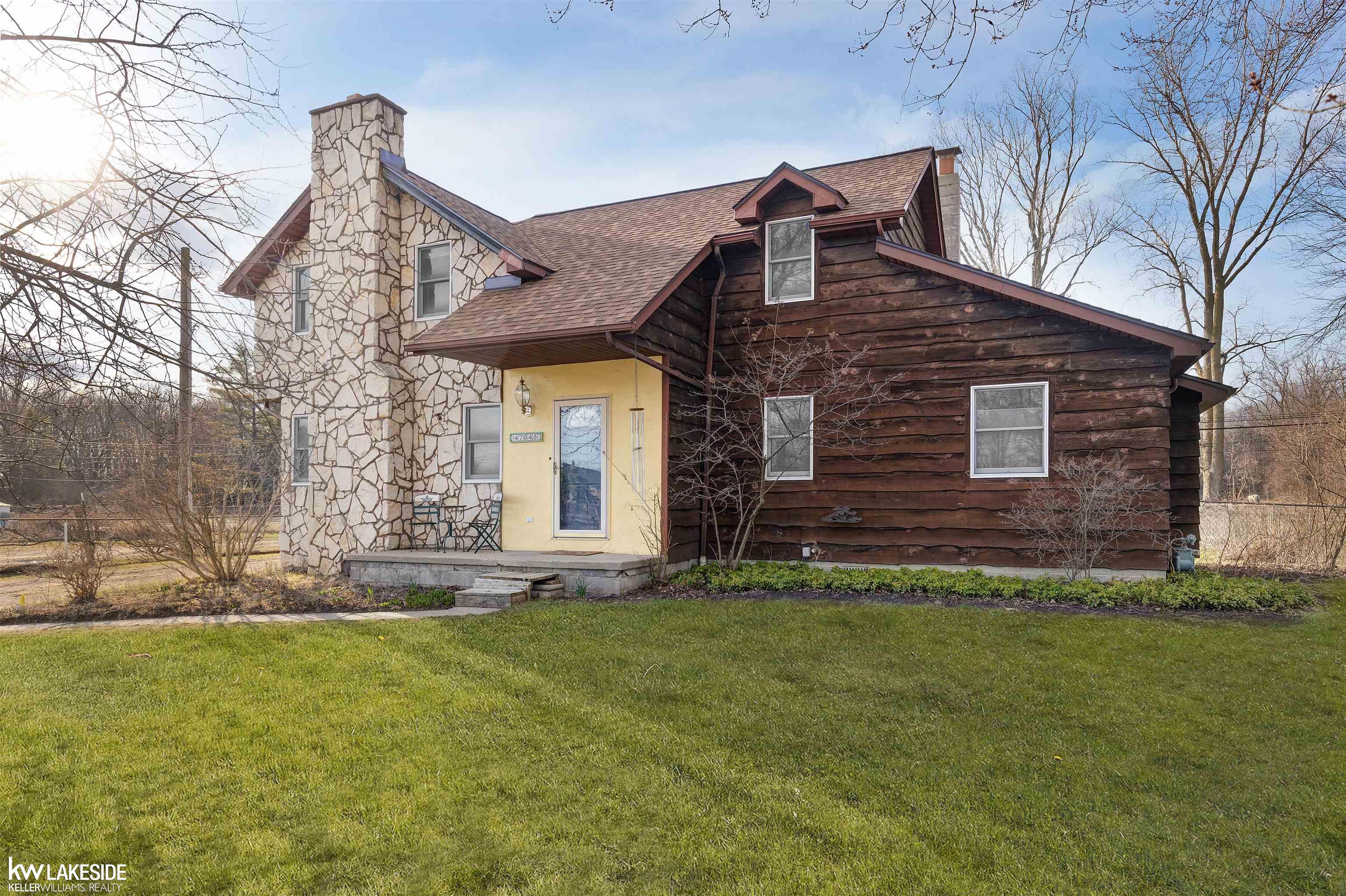 47645 Sugarbush Road Chesterfield, MI 48047 - Photo 2 of 25
